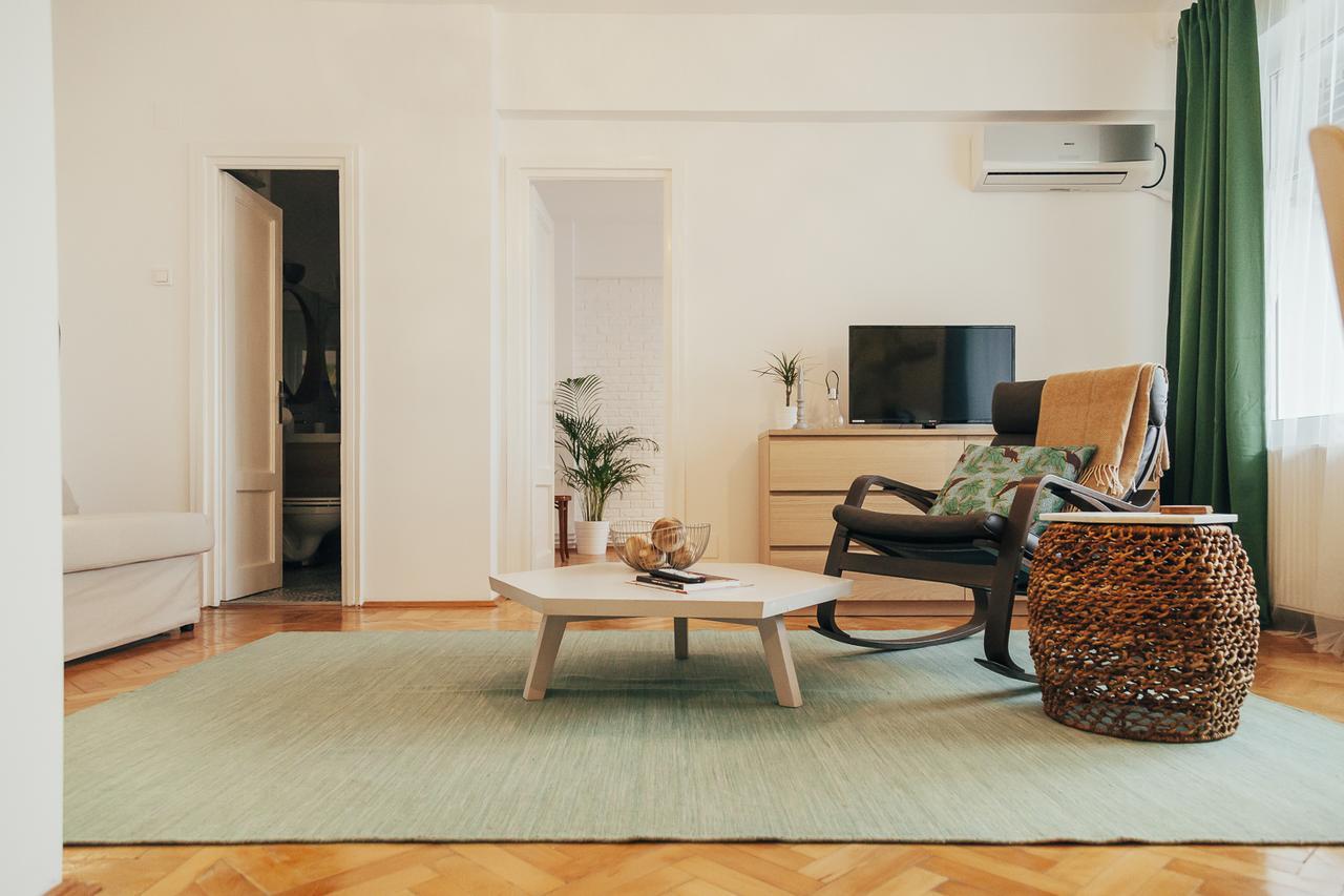 Old Town View Apartment บูคาเรสต์ ภายนอก รูปภาพ