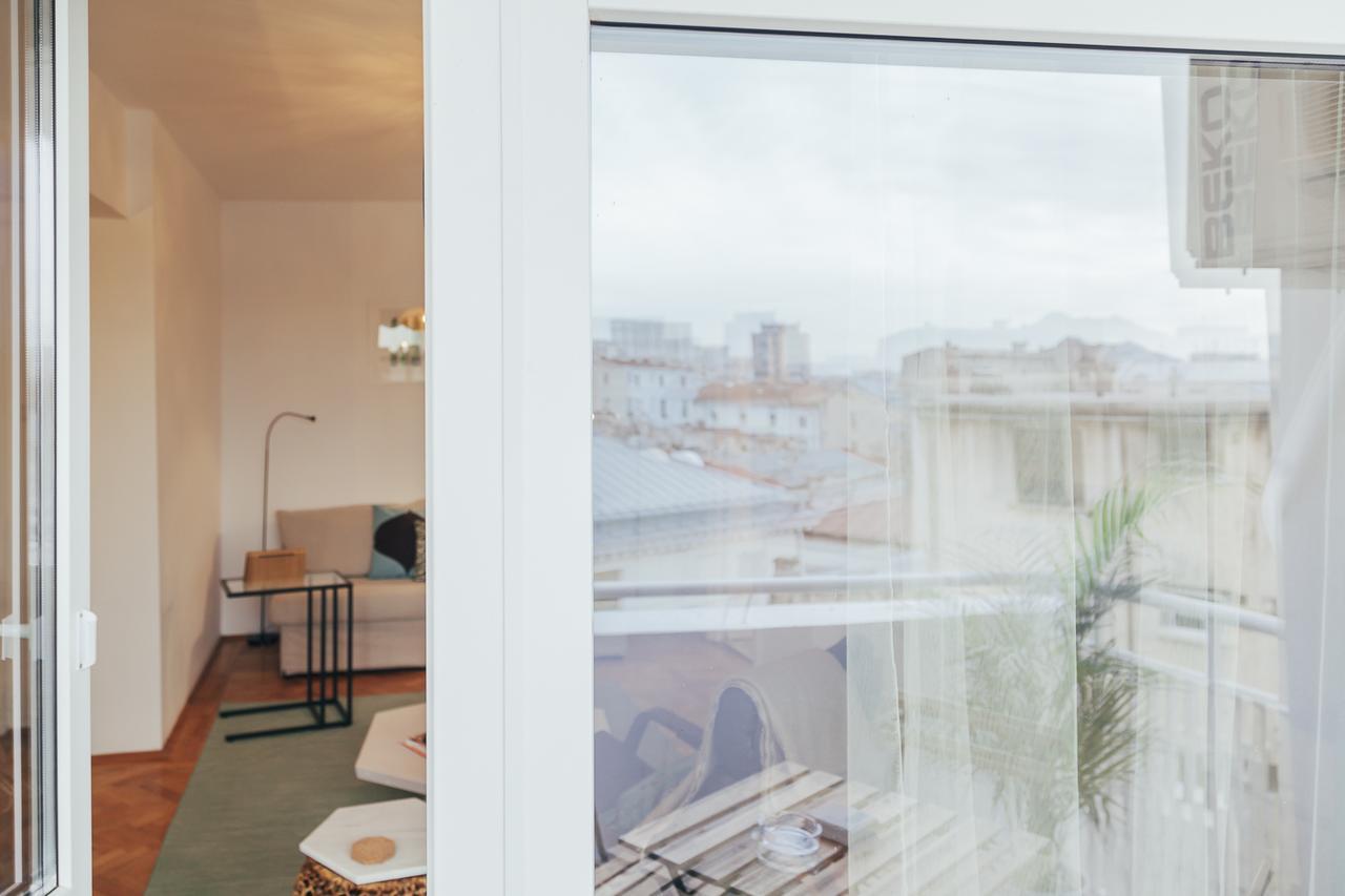 Old Town View Apartment บูคาเรสต์ ภายนอก รูปภาพ